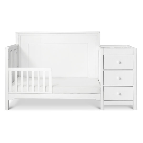 Carter's by DaVinci Dakota 4in1 Standard Convertible Crib and Changer